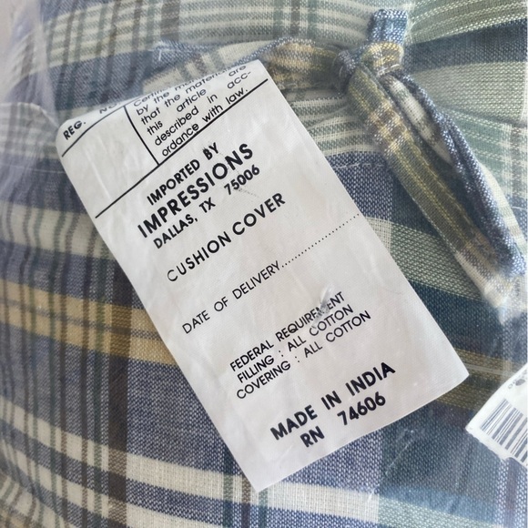 NWT Wedding Ring Tartan Quilted Square Pillow Cover And Form Tie Closures - Picture 5 of 10